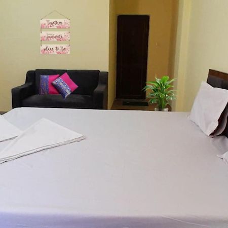 Goroomgo The Grand Inn Ruby コルカタ エクステリア 写真