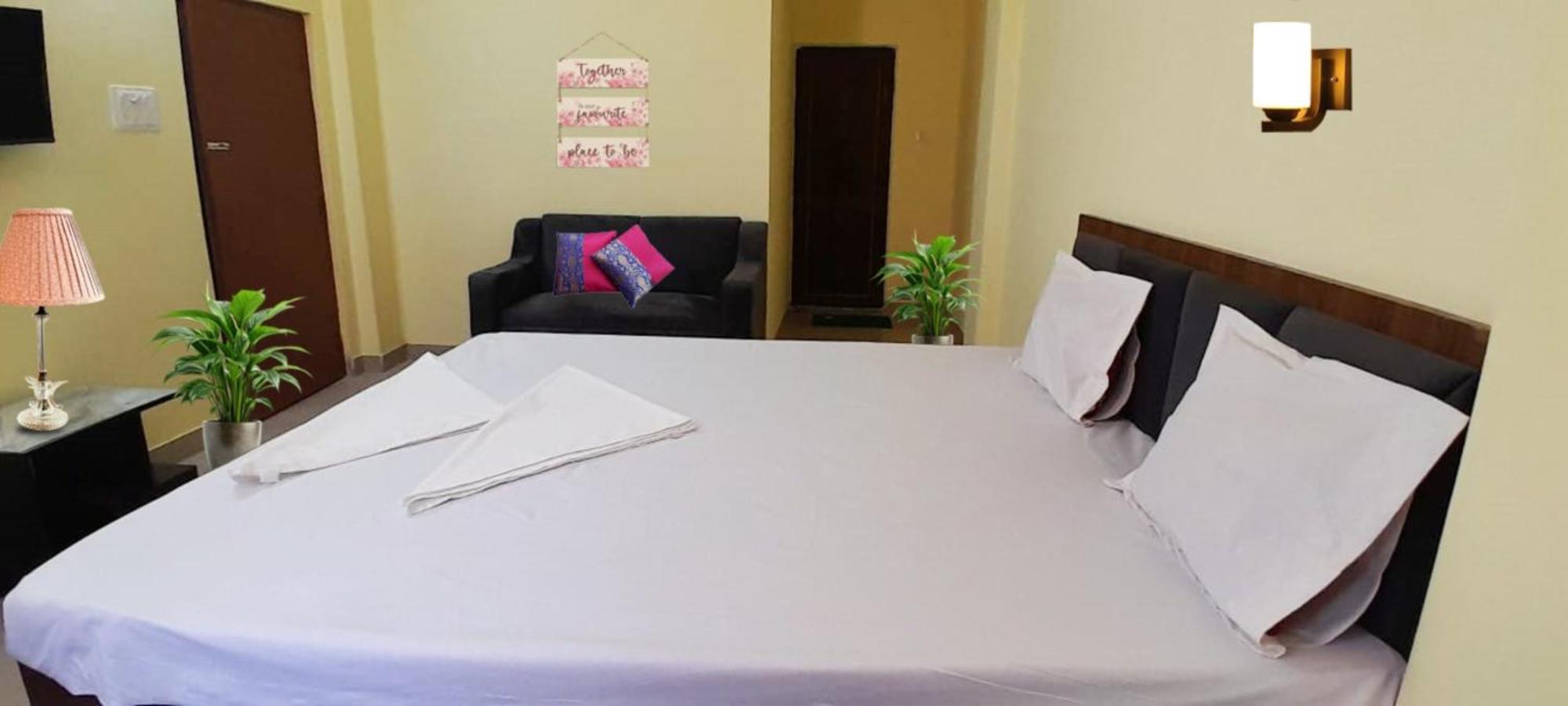 Goroomgo The Grand Inn Ruby コルカタ エクステリア 写真